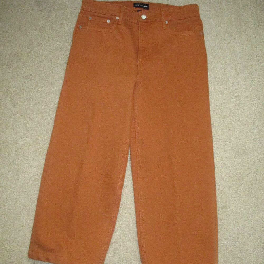 NWOT Free Assembly wide leg  cropped Jeans 6